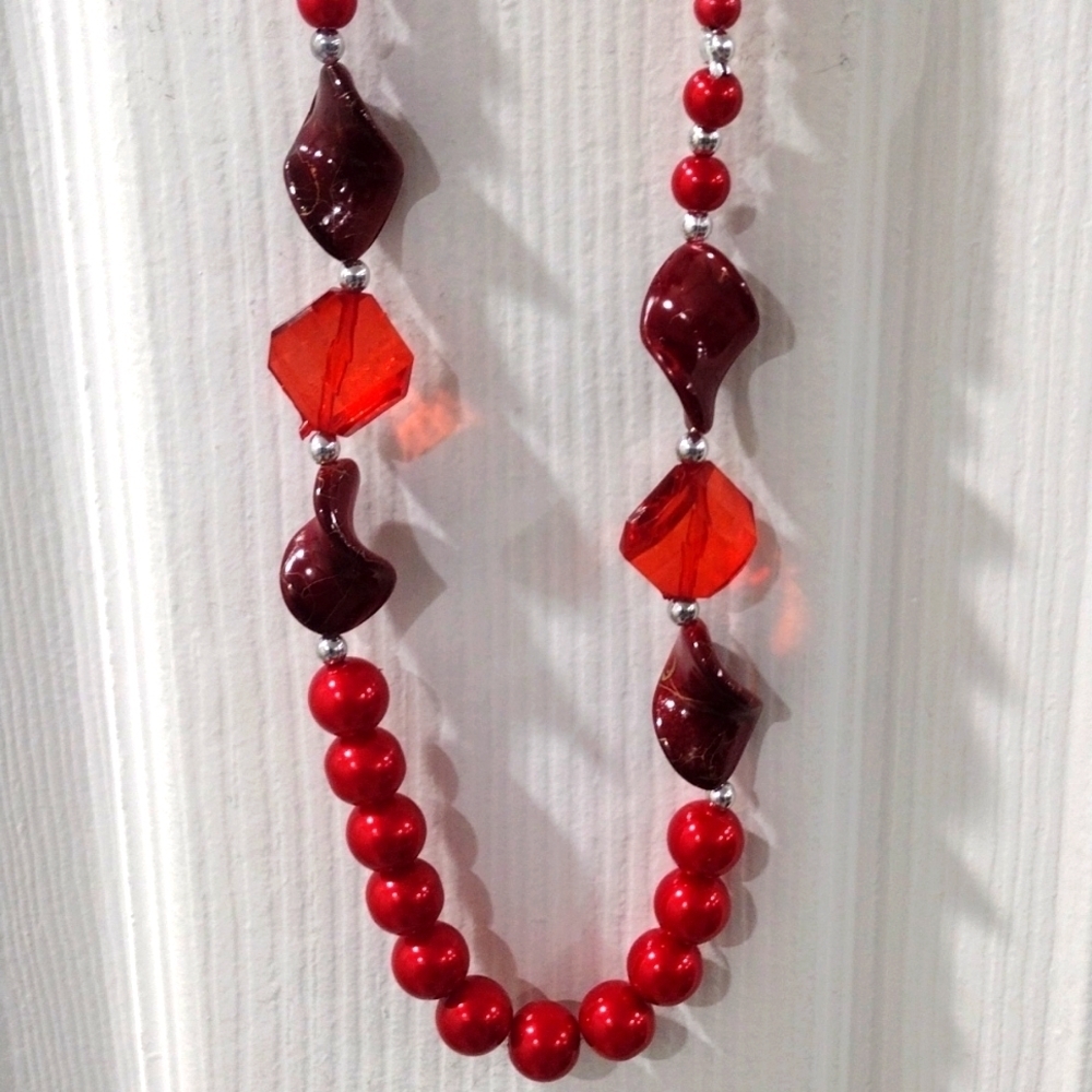 Women's Multi-Color Beads Twisted Design Necklace w/ Matching Earrings, 22+2.5"
